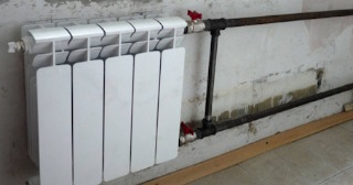 Установка биметаллических радиаторов отопления в квартире в Донецке - от 2104 руб.